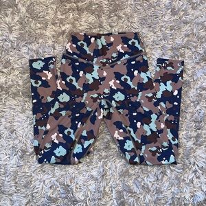 Small Ascend Balance Athletica (Vitality) leggings